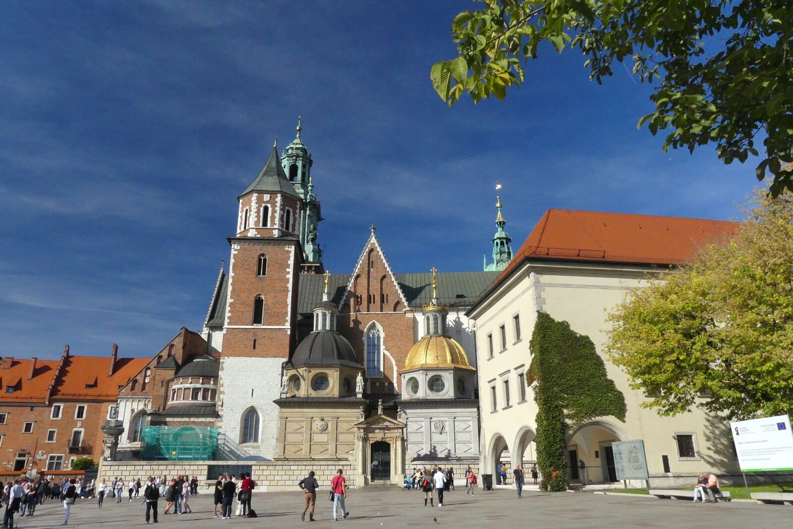 Panasonic Lumix DMC-FZ300 sample photo. Kraków, wawel, castle photography