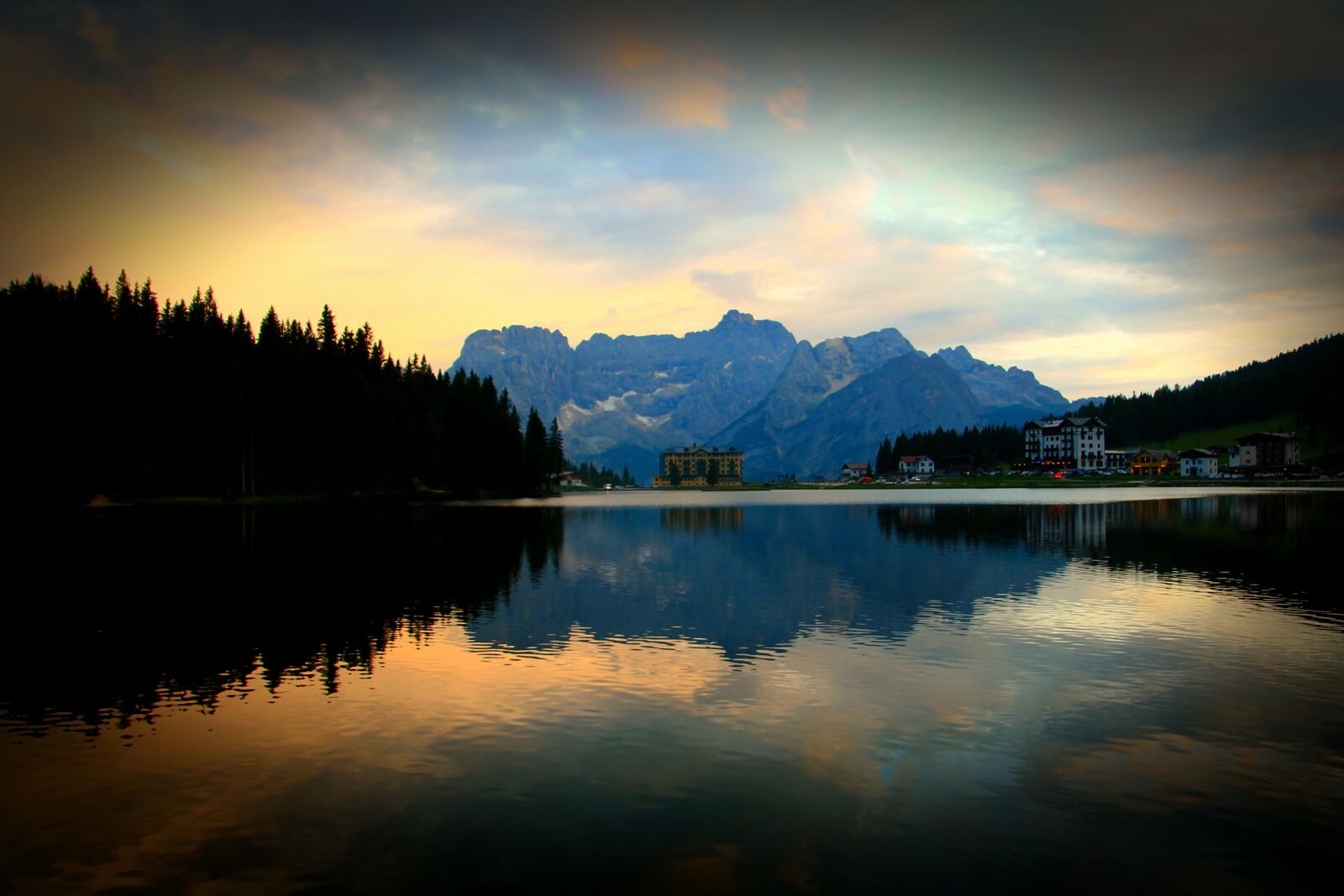 Canon EOS 1100D (EOS Rebel T3 / EOS Kiss X50) sample photo. Mountain, lake, reflection photography