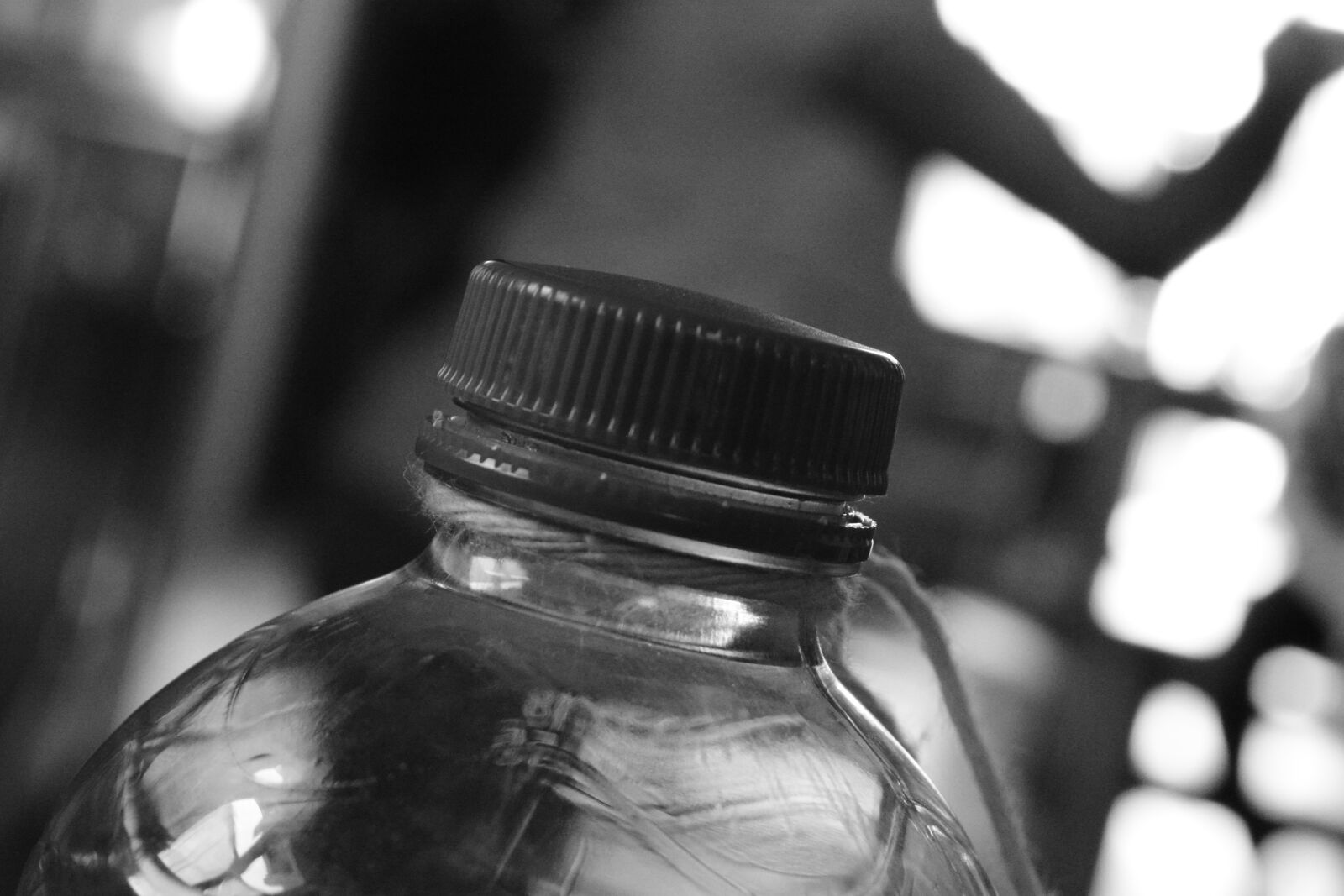 Nikon D5200 sample photo. Bottle, lid, plastic photography