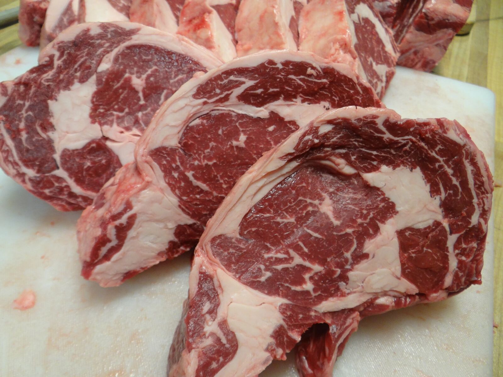 Sony Cyber-shot DSC-HX100V sample photo. Beef, ribeye, steak photography