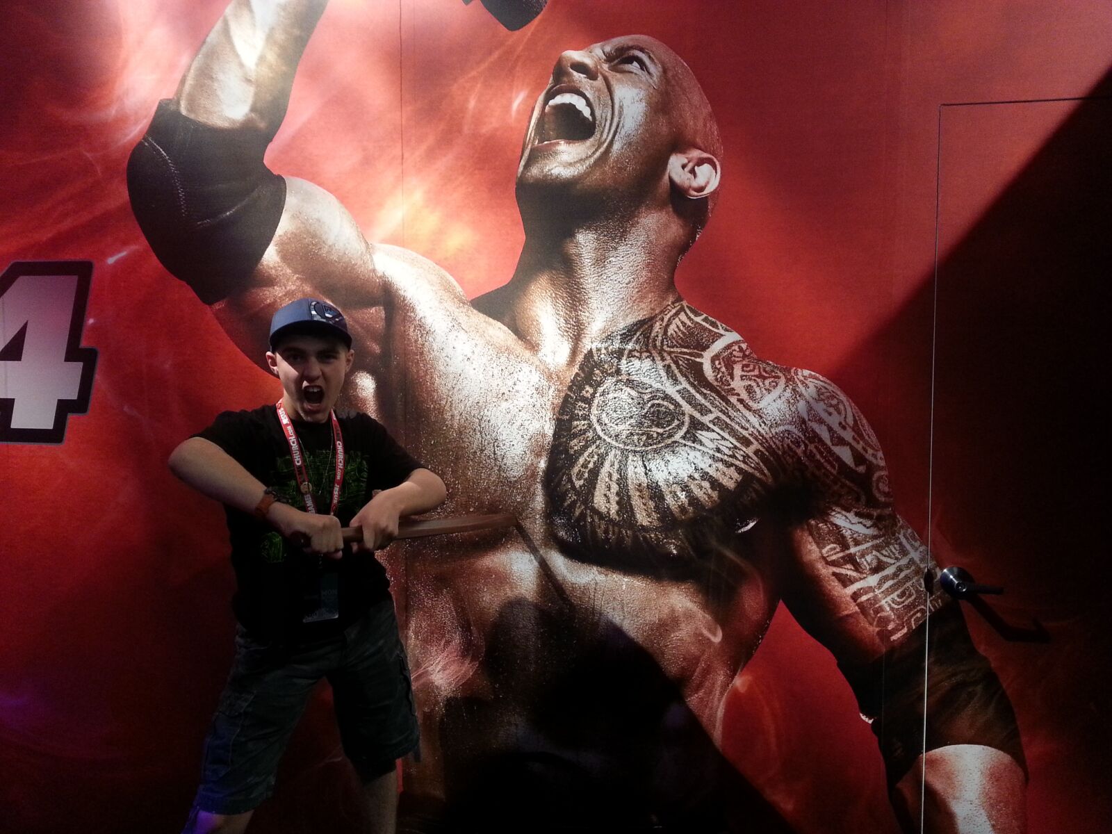 Samsung Galaxy Note2 sample photo. Games, convention, entertainment photography