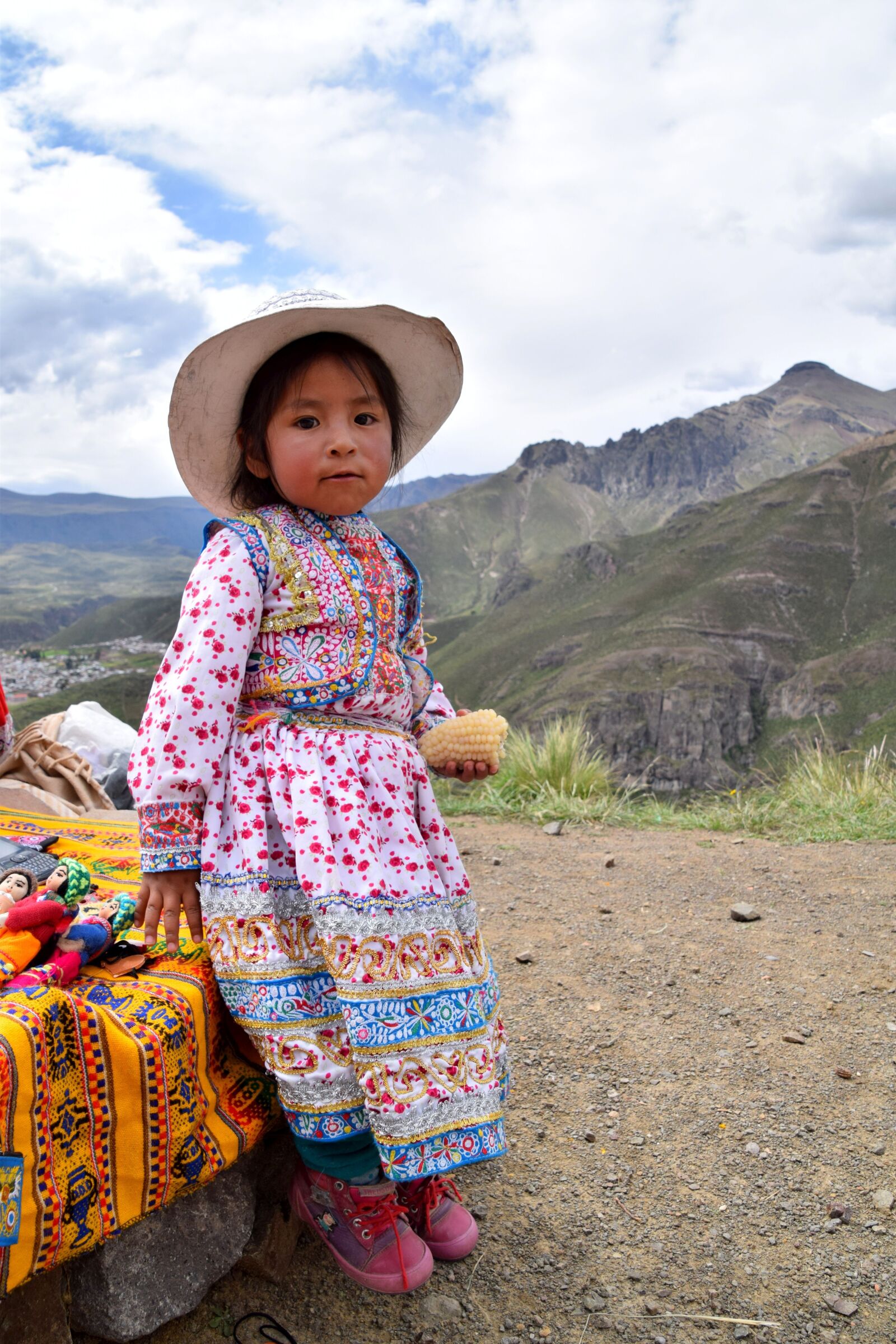 Nikon D5300 sample photo. Peru, child, hat photography