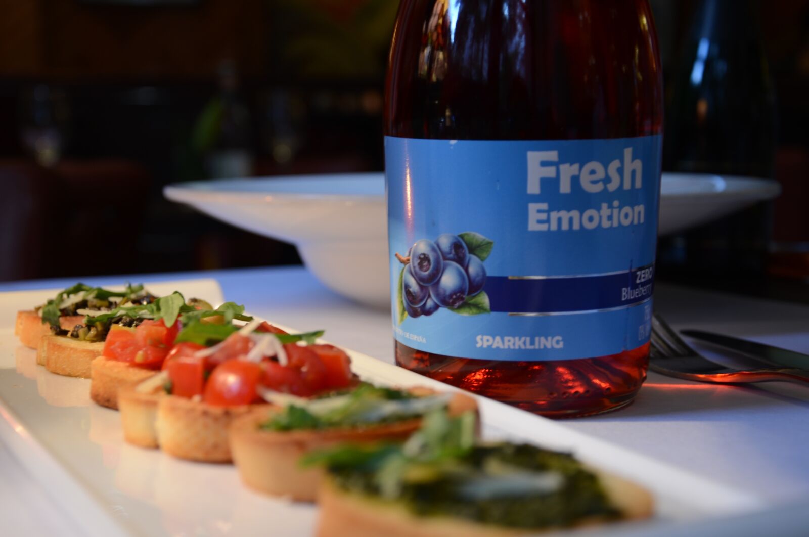 Nikon D7000 sample photo. Dinner, drink, wine photography