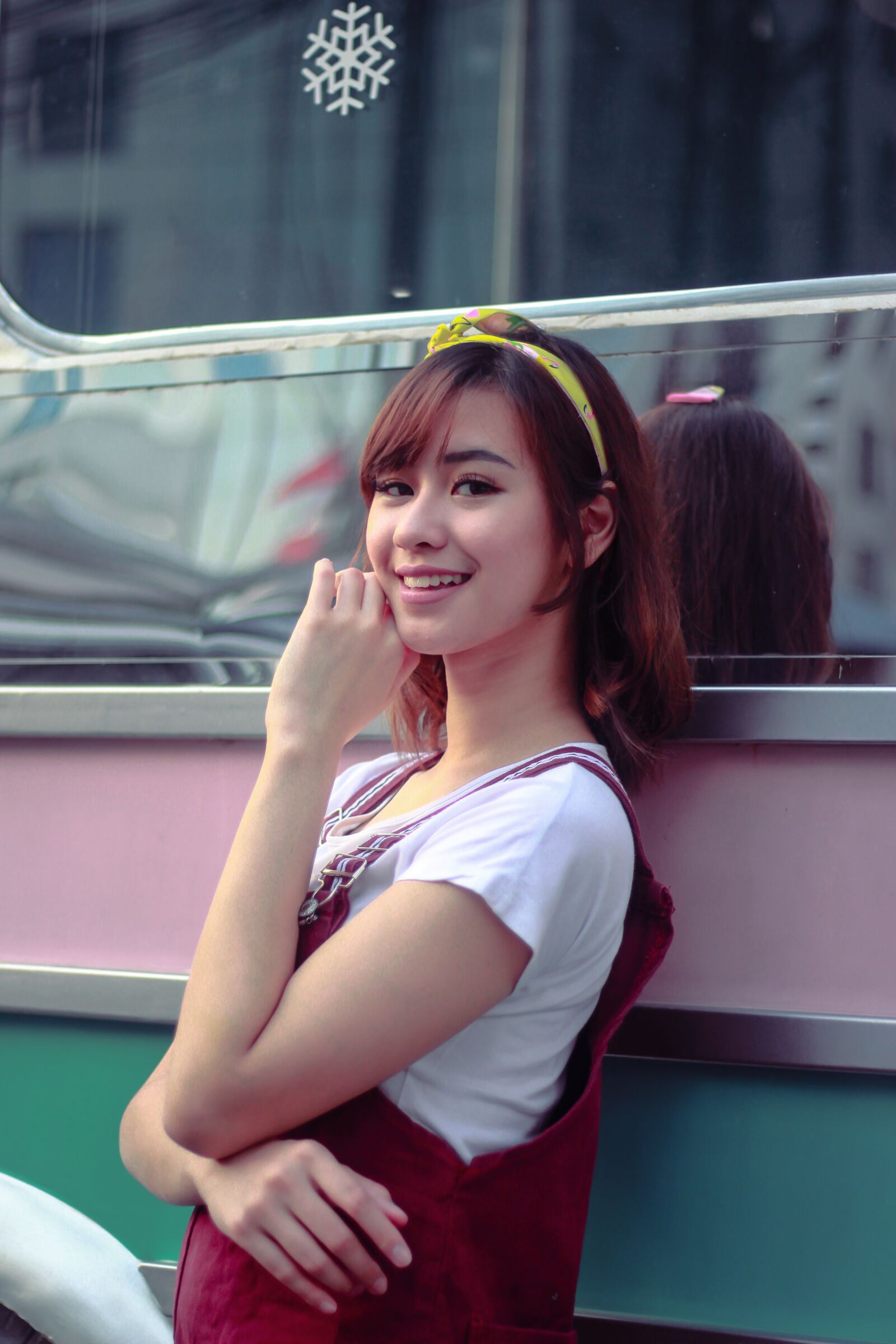 Canon EF 50mm F1.8 STM sample photo. Girl, town, woman photography