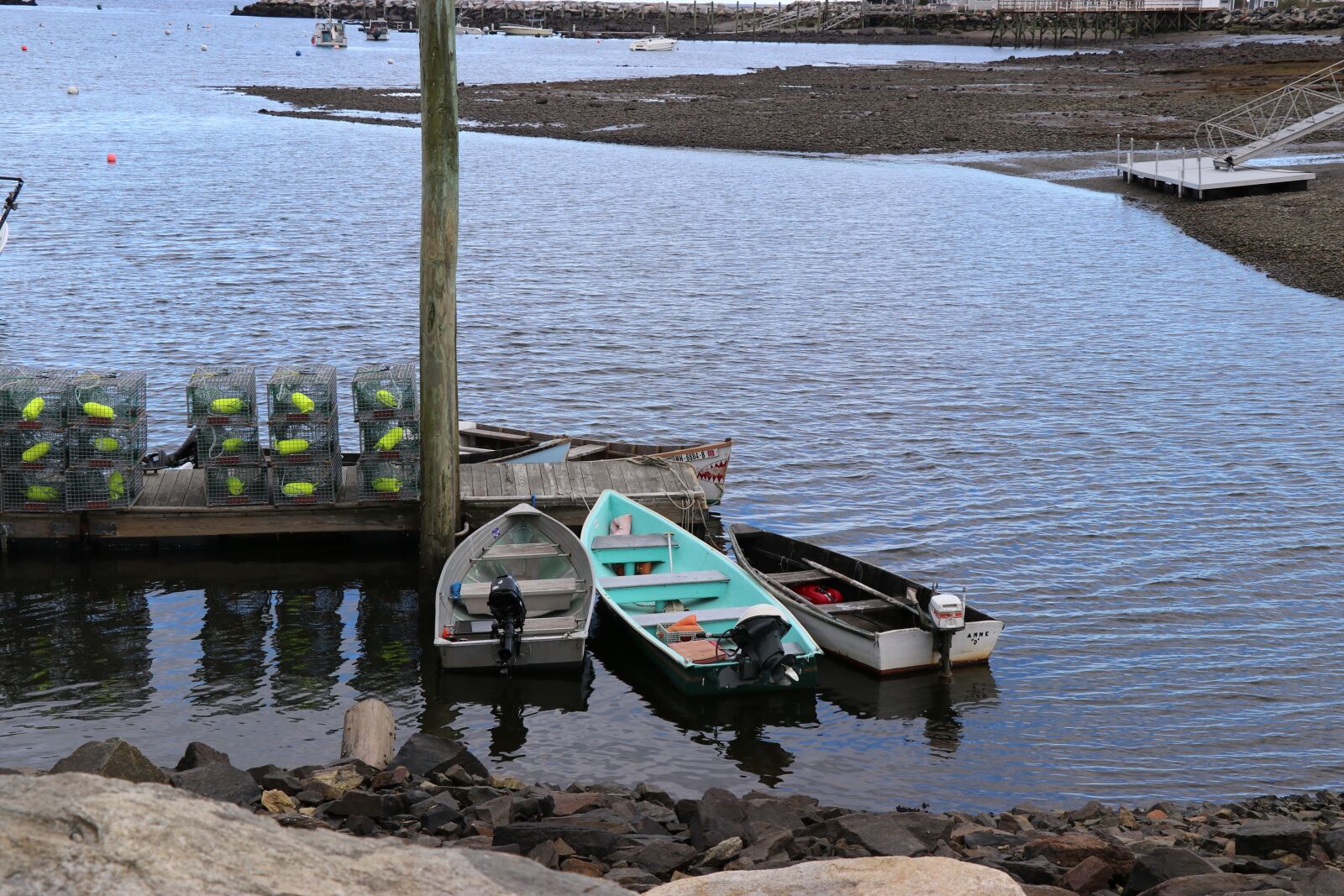 Canon EOS 80D sample photo. Lobster traps, portsmouth harbor photography