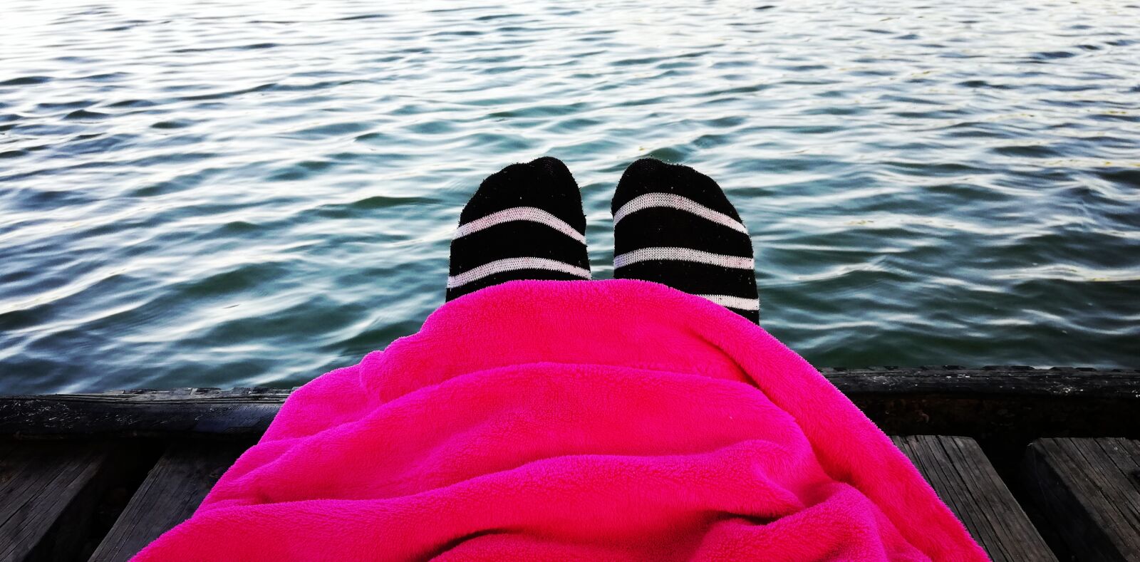 HUAWEI P20 lite sample photo. Cosy, blanket, water photography