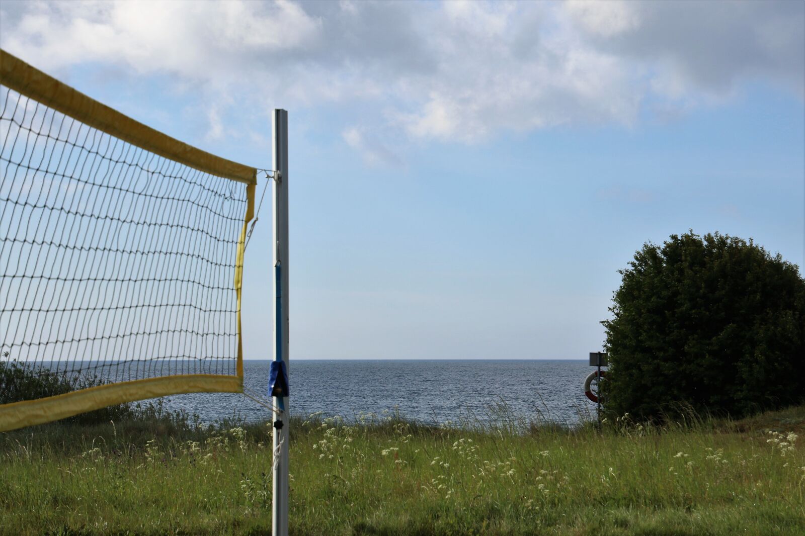 Canon EOS 7D Mark II sample photo. Beach, beach, sports, blue photography