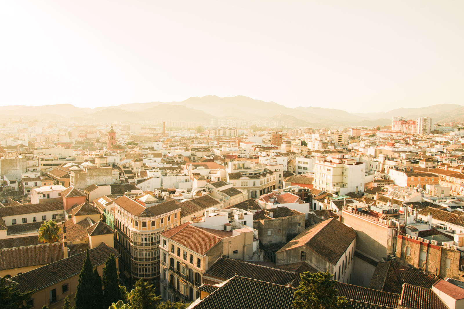 Canon EOS 70D + Canon EF-S 17-55mm F2.8 IS USM sample photo. City, spain, dense photography