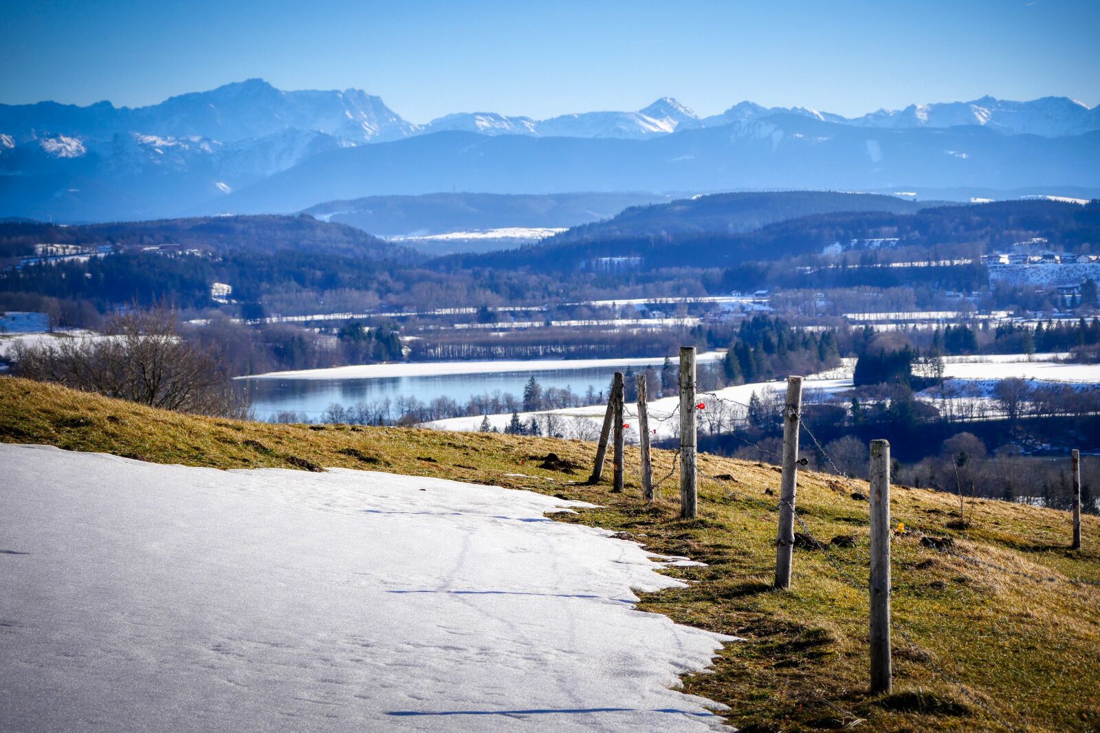 Panasonic Lumix DMC-GX8 sample photo. Mountains, winter, snow photography
