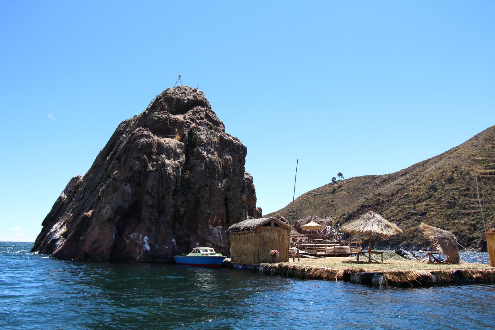 Canon EOS 700D (EOS Rebel T5i / EOS Kiss X7i) sample photo. Bolivia, lake, lake titicaca photography
