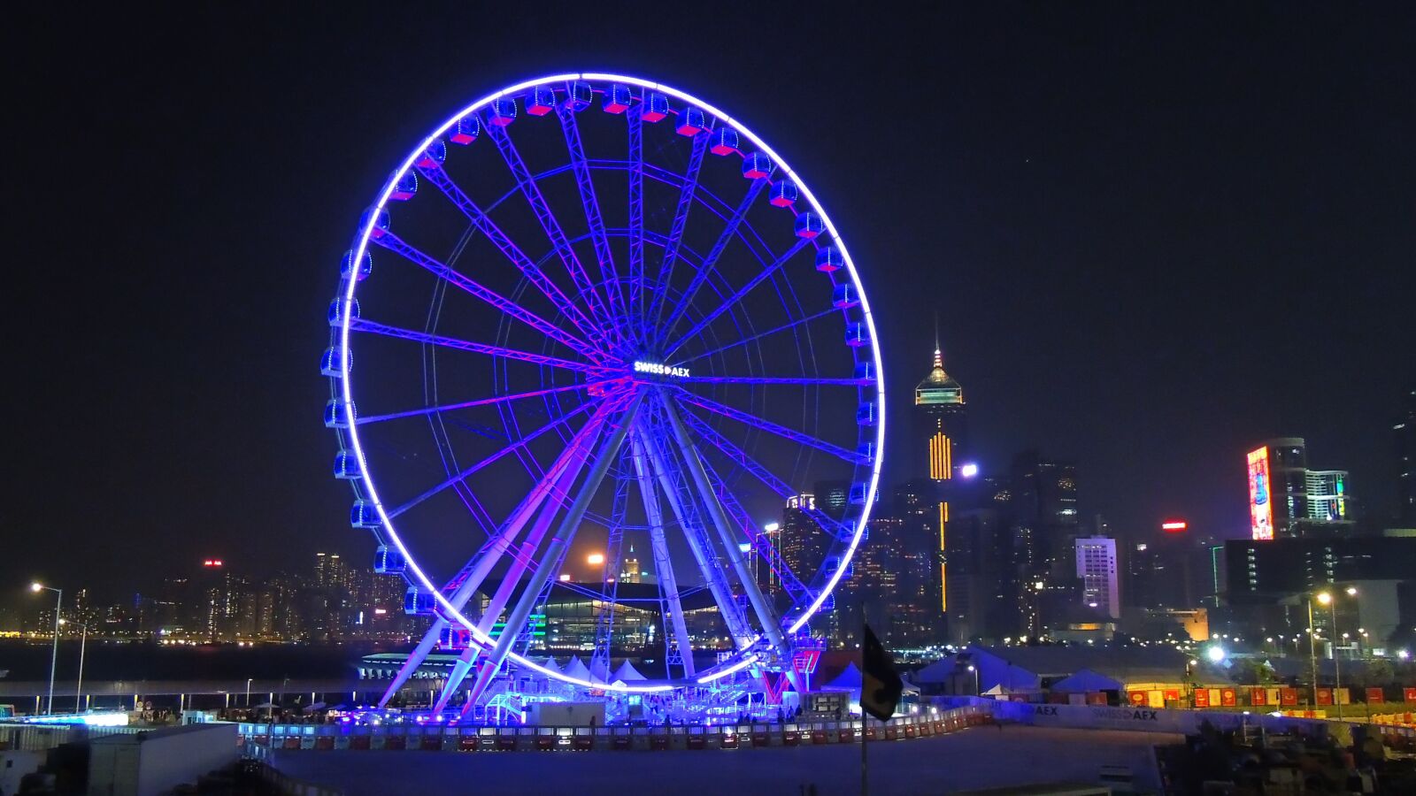 Nikon Coolpix P510 sample photo. Hongkong, observation, wheel photography