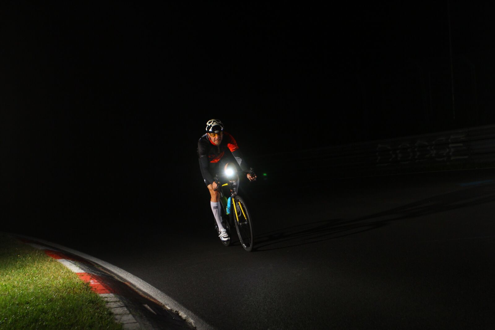 Canon EOS 7D sample photo. Cyclists, competition, sport photography
