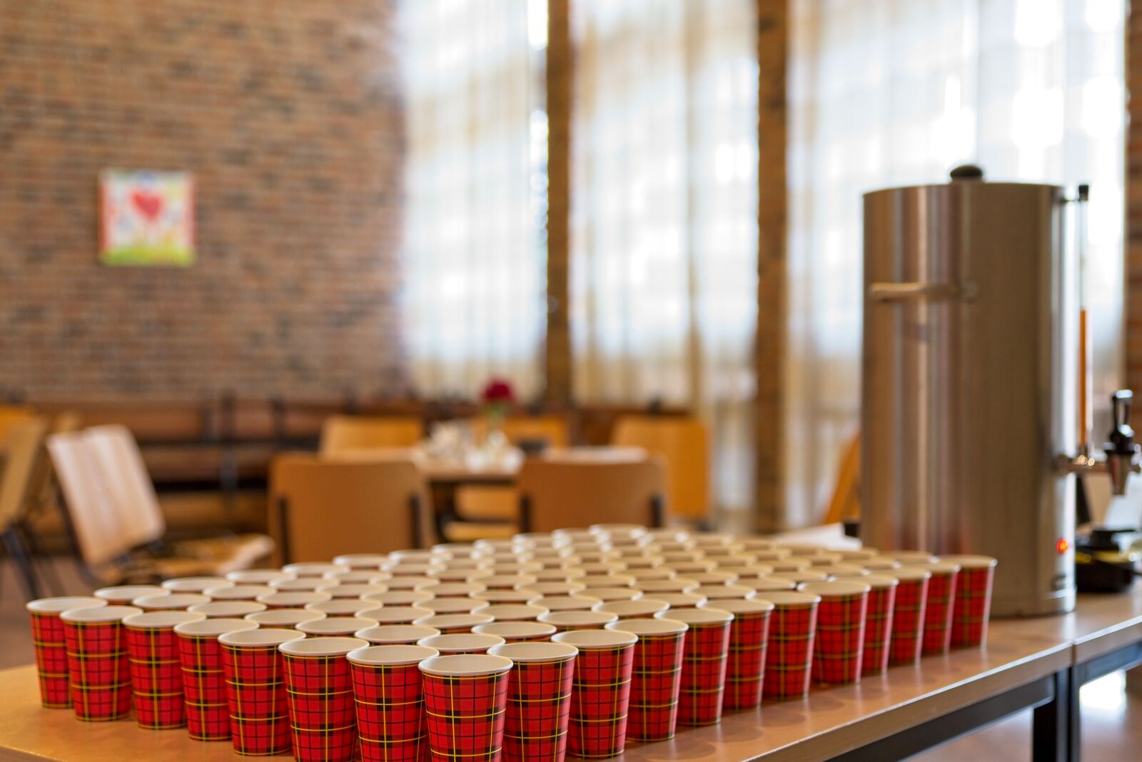 Canon EOS 6D Mark II sample photo. Coffee, coffee machine, meeting photography