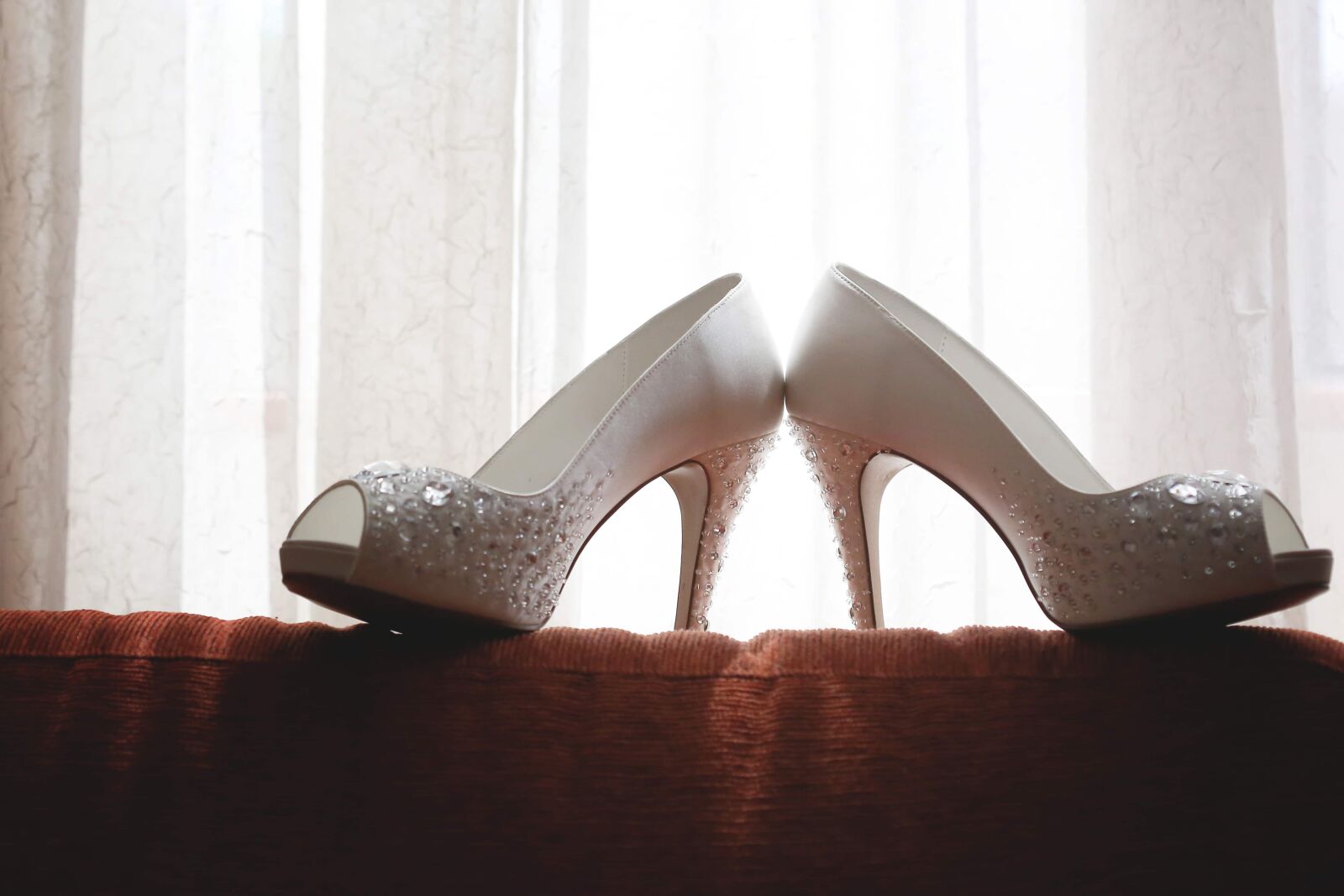 Canon EF 100mm F2.8 Macro USM sample photo. Heels, shining, shoe, leather photography