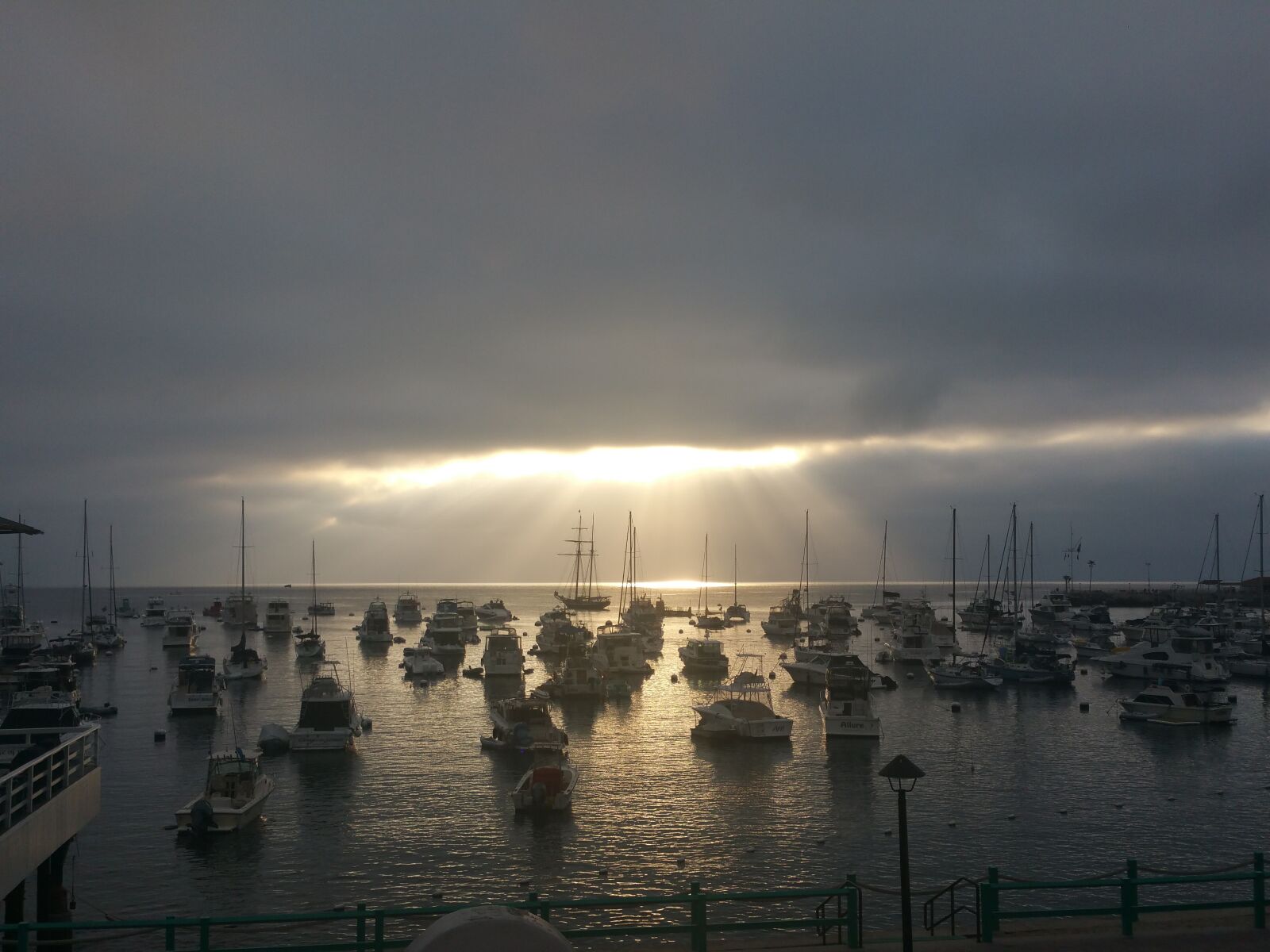 Samsung Galaxy Note4 sample photo. Avalon bay, stairs to photography