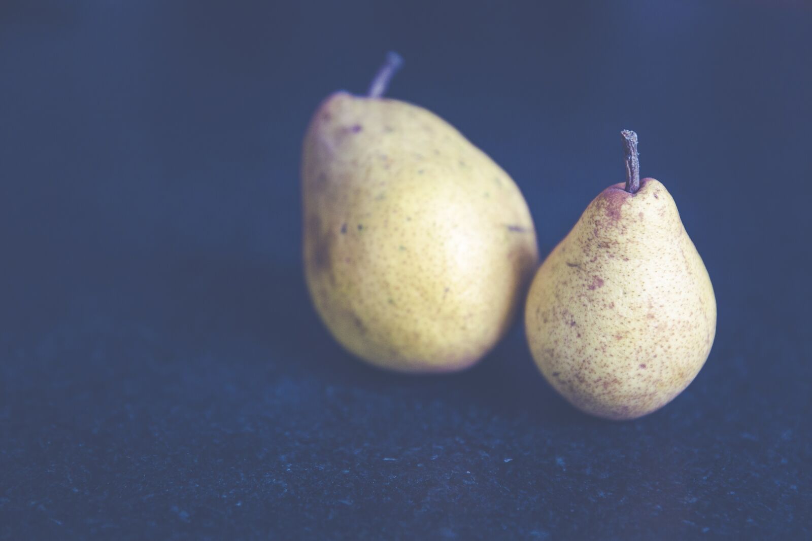 Canon EF 24-70mm F2.8L II USM sample photo. Pears, fruit, fruits photography