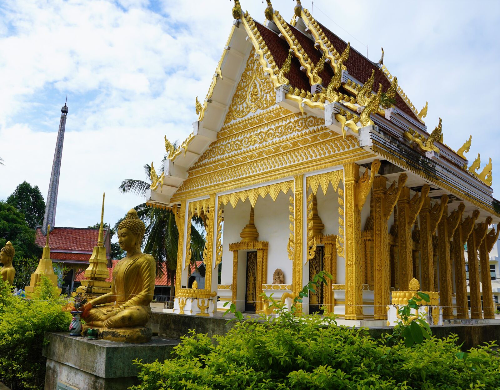 Sony ILCA-77M2 + Sony DT 16-50mm F2.8 SSM sample photo. Buddha, temple, wat photography