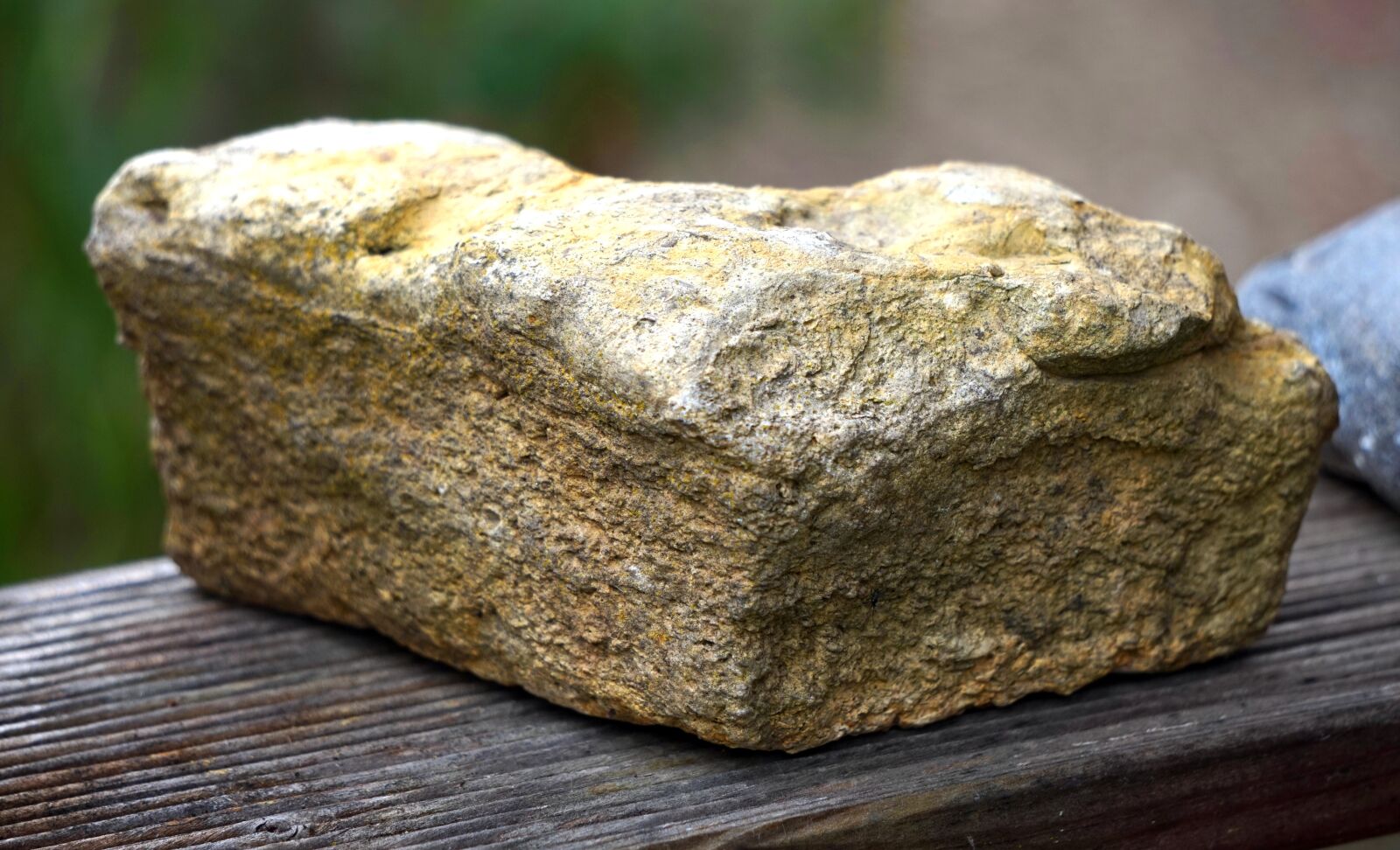 Sony Alpha a5000 (ILCE 5000) + Sony E 55-210mm F4.5-6.3 OSS sample photo. Garden decoration, stone, garden photography