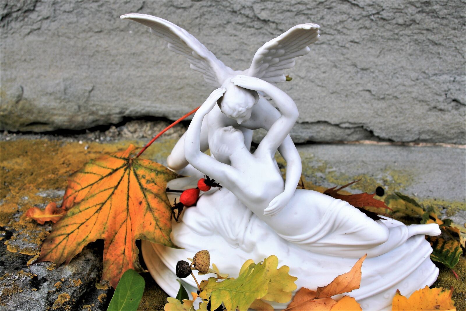 Canon EOS 400D (EOS Digital Rebel XTi / EOS Kiss Digital X) sample photo. Angel, sculpture, the figurine photography