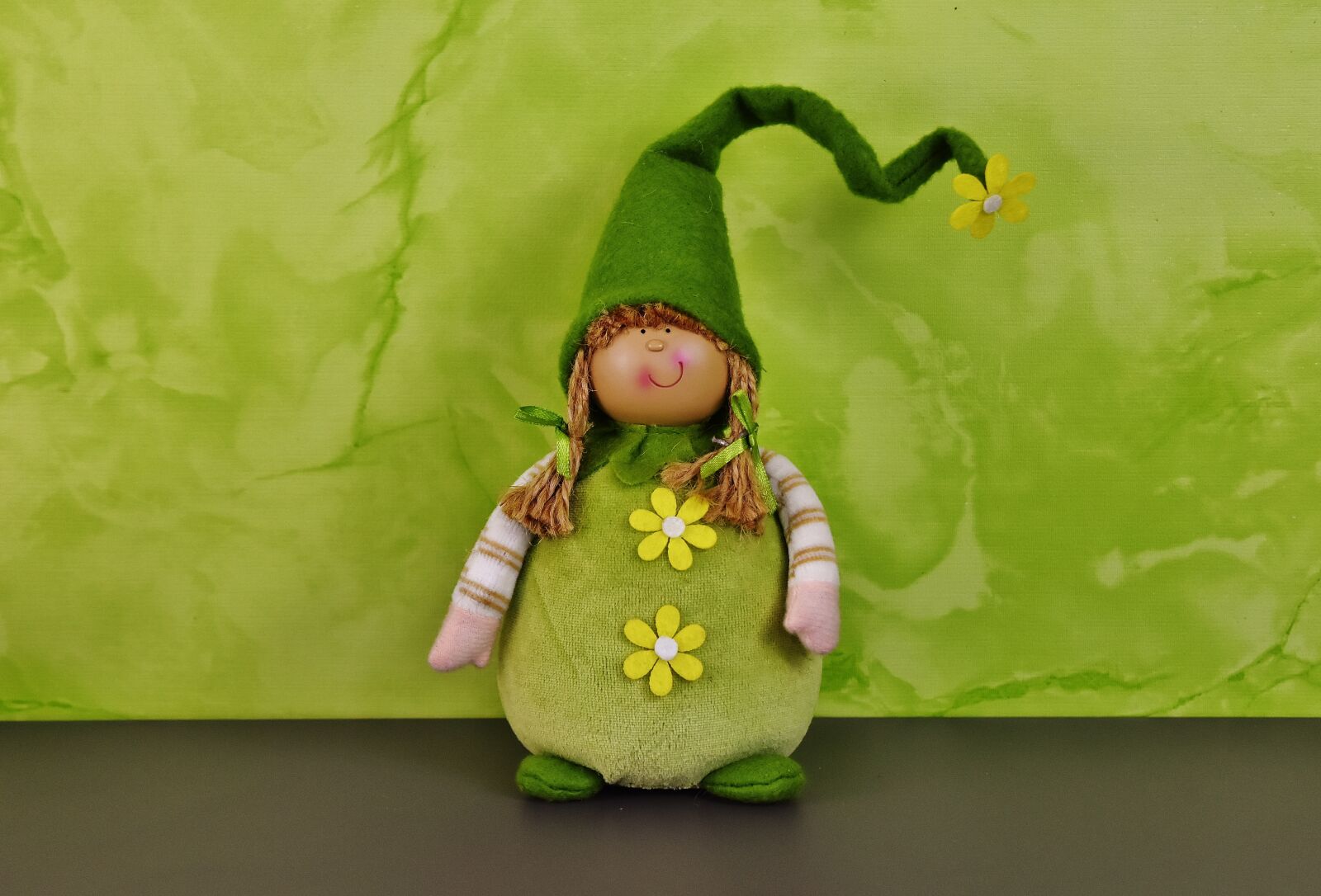 Nikon D7200 sample photo. Spring imp, green, doll photography