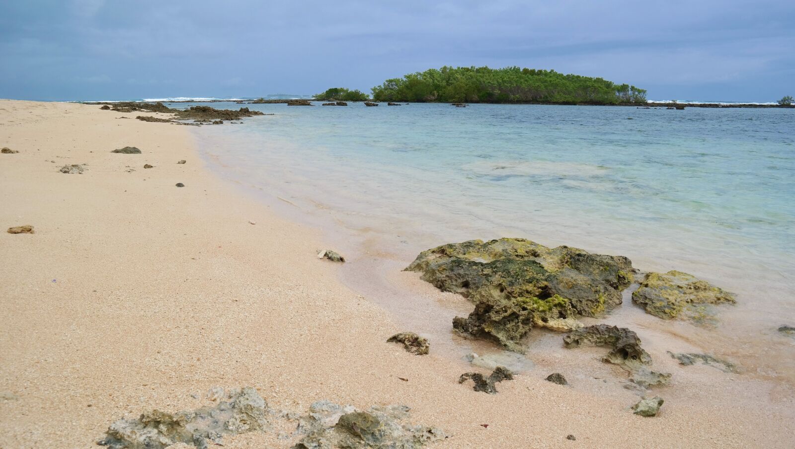 Samsung NX300 sample photo. Beach, ocean, tropics photography