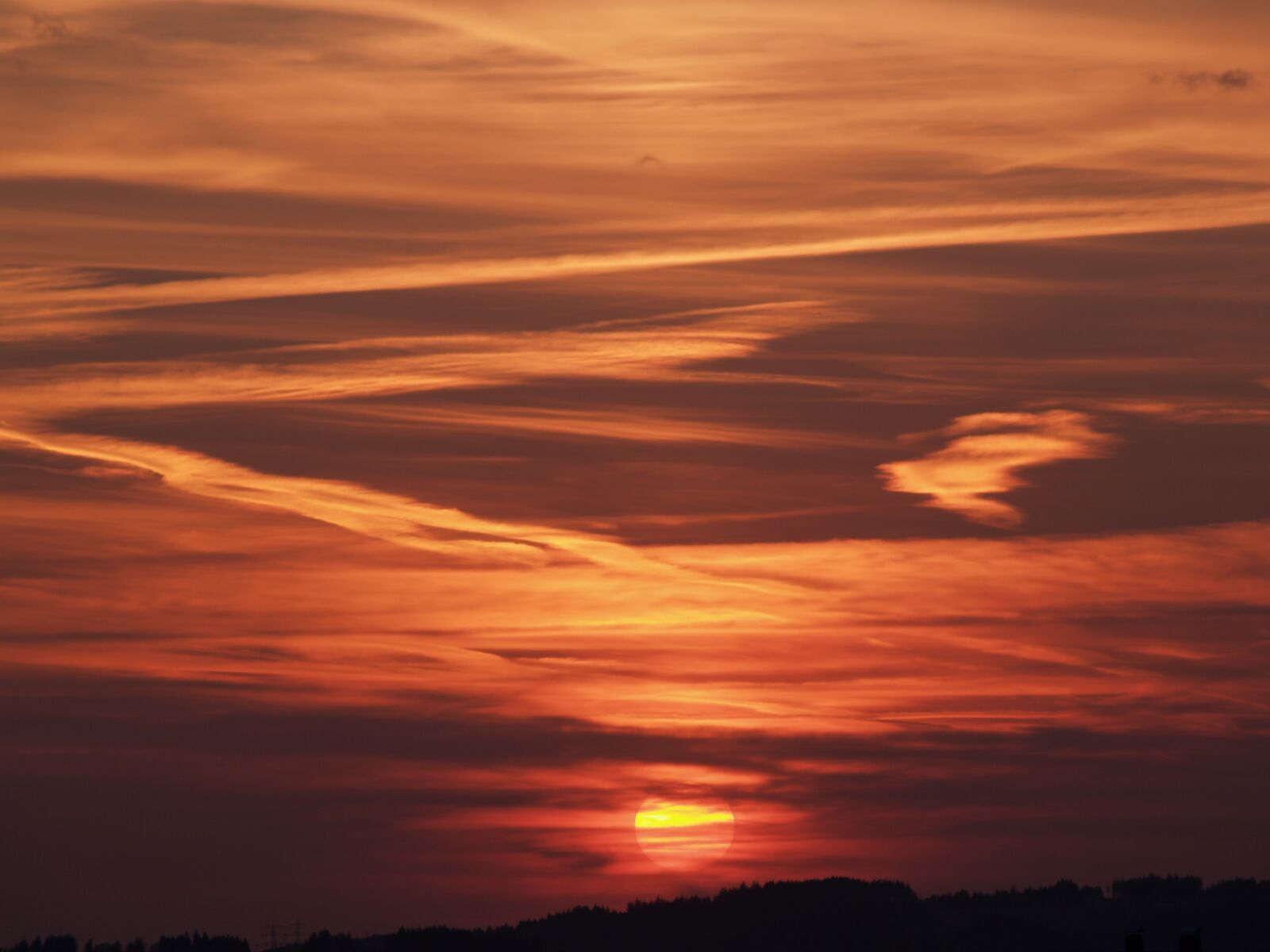 Olympus E-300 (EVOLT E-300) sample photo. Sunset, contrail, abendstimmung photography