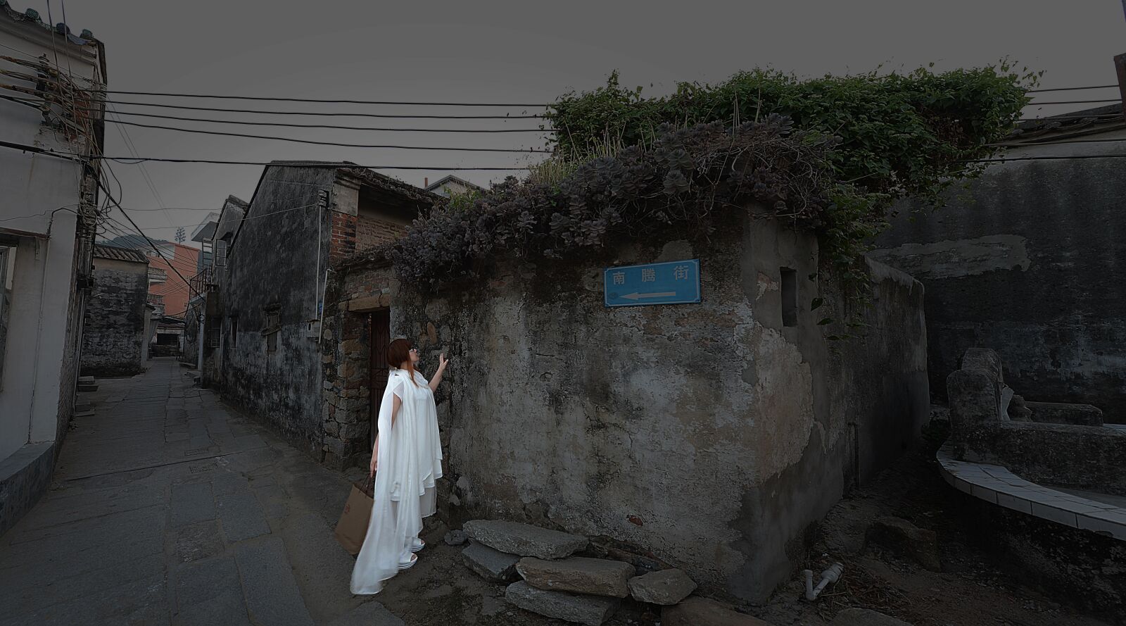 Nikon D4 sample photo. Alley, woman, the old photography