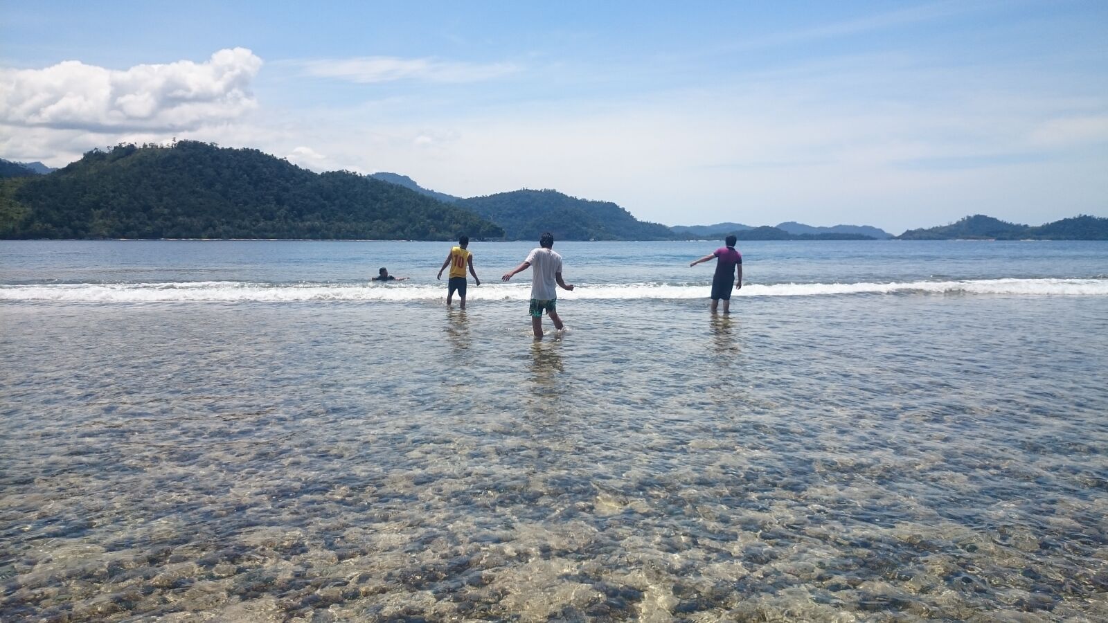 Sony Xperia Z1 Compact sample photo. Pantai, pulau, sirandah photography