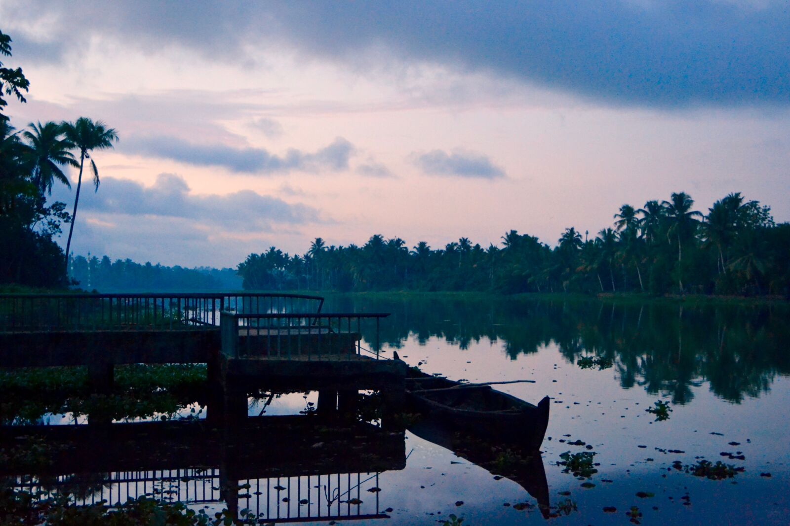 Nikon D3100 sample photo. Backwaters, boat, fishing, boat photography