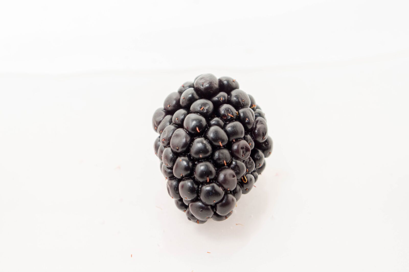 Canon EOS 700D (EOS Rebel T5i / EOS Kiss X7i) sample photo. Fruit, berry, closeup photography
