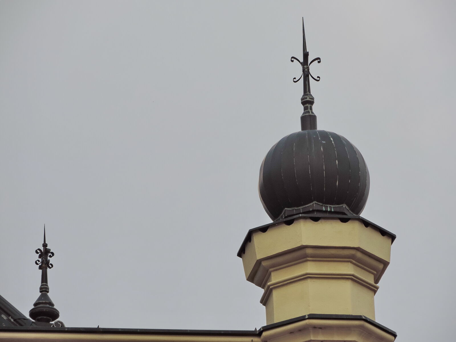 Nikon Coolpix P520 sample photo. Architecture, device, dome, stabilizer photography