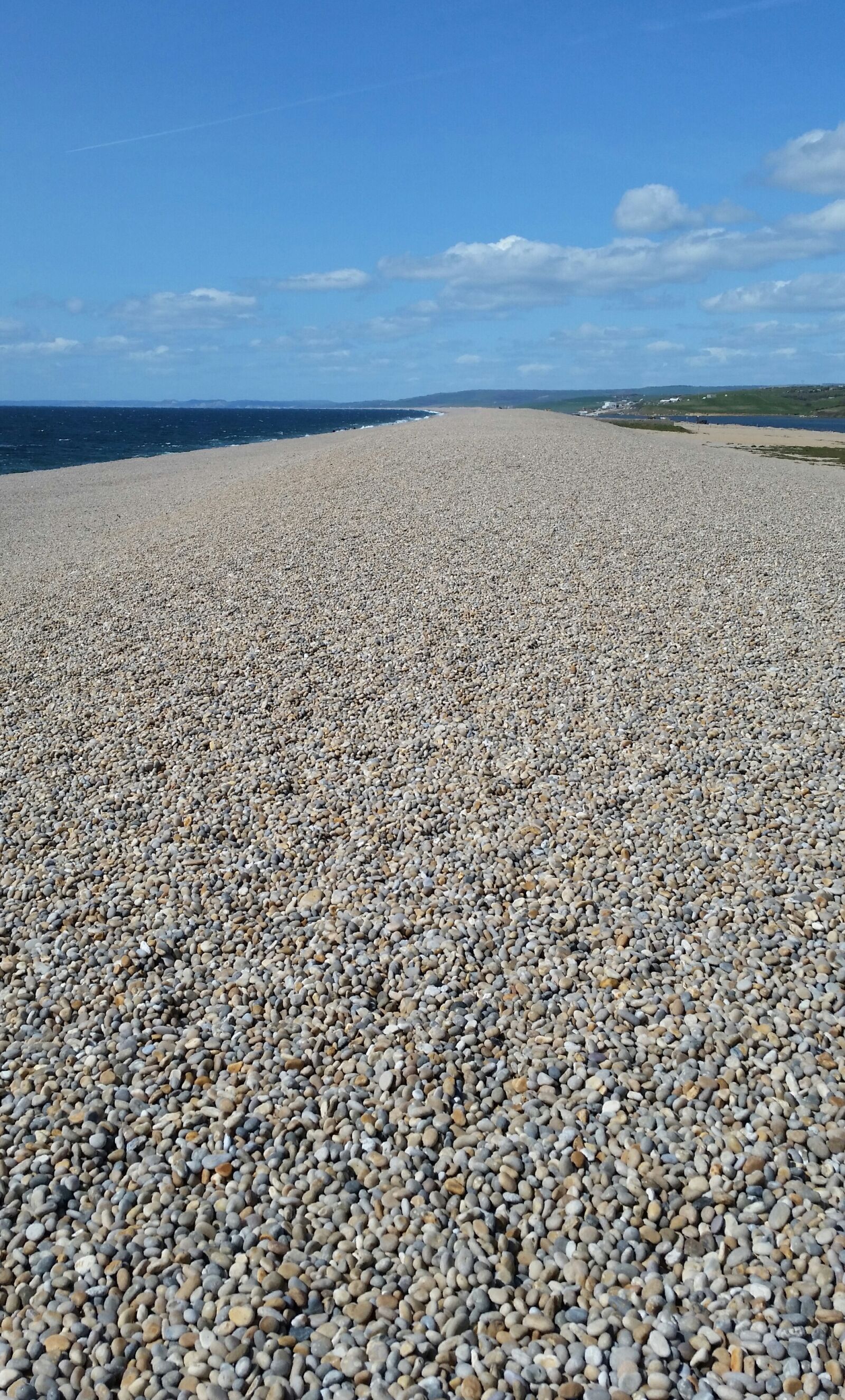 Samsung Galaxy S5 sample photo. Beach, pebbles, summer photography
