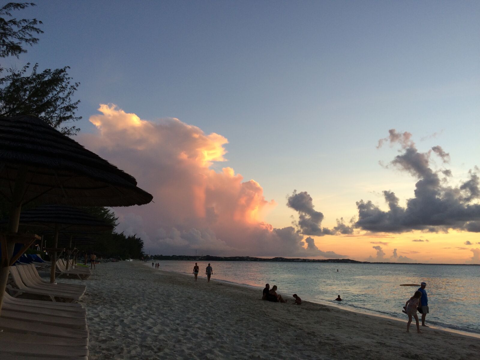 iPhone 5s back camera 4.15mm f/2.2 sample photo. Sunset, beach, hut photography