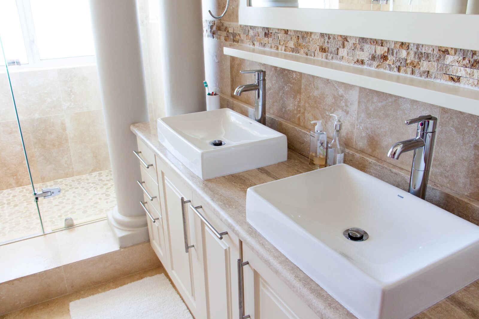 Canon EOS 50D sample photo. Bathroom, tap, hygiene photography