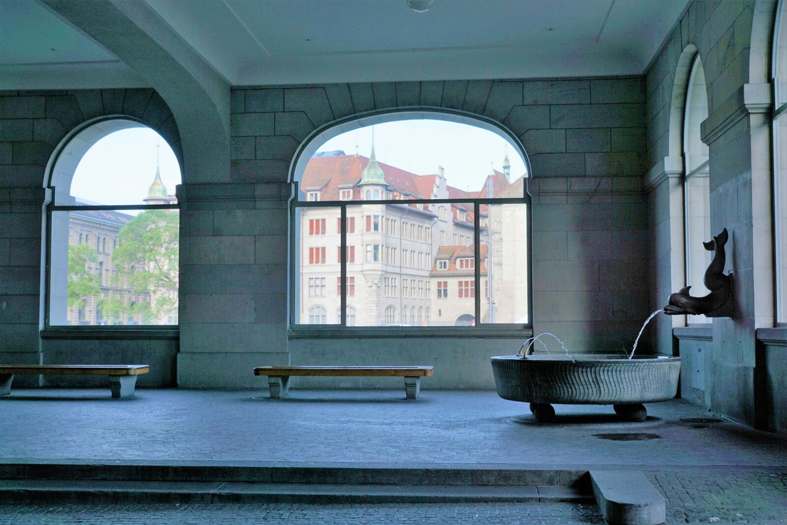 Sony ILCA-77M2 + Sony DT 16-50mm F2.8 SSM sample photo. Fountain, zurich, sculpture photography