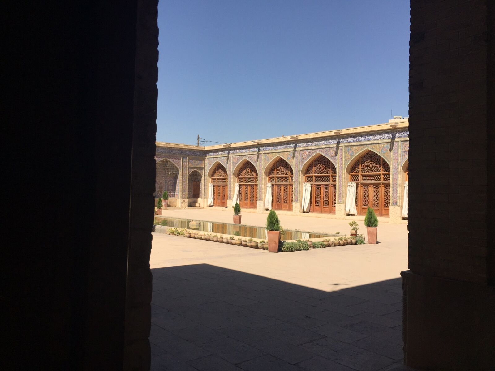 iPhone 6 back camera 4.15mm f/2.2 sample photo. Nasirolmolk, mosque photography