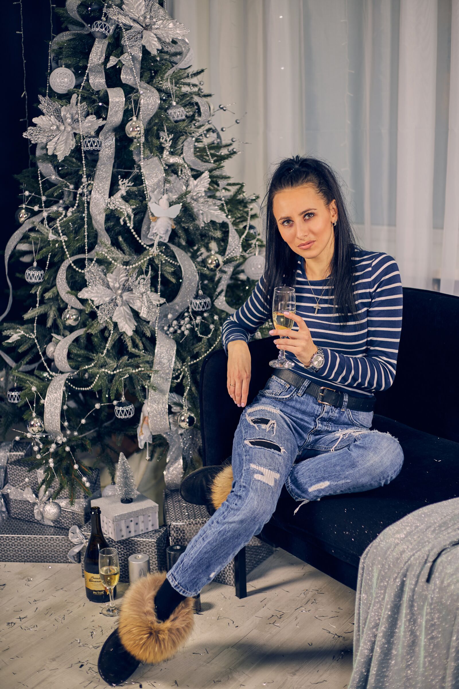 Canon EOS 6D Mark II sample photo. Bryansk, girl, new year's photography