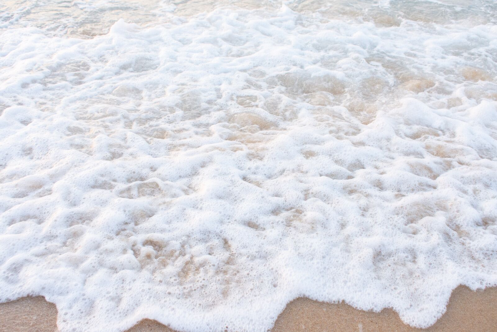 Nikon D7200 sample photo. Sea, foam, coast photography