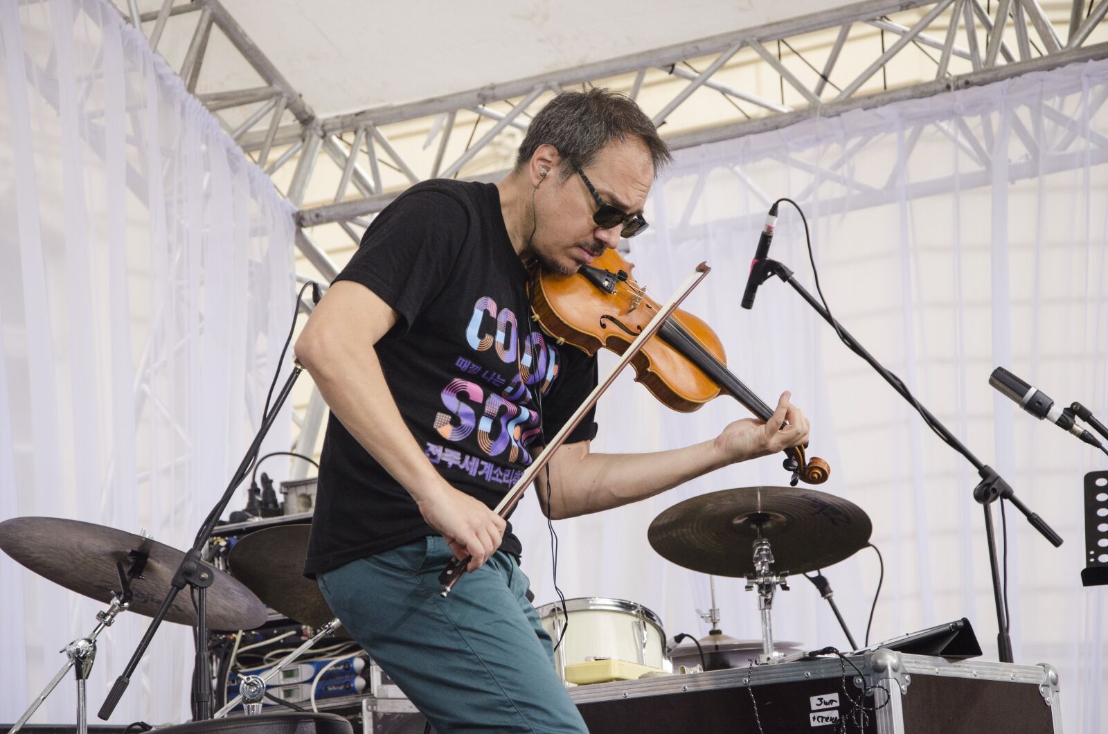 Nikon D5100 sample photo. Violin, music, concert photography