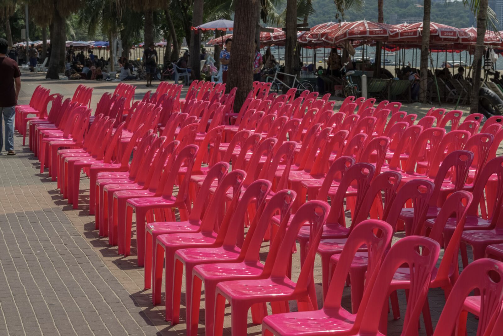 E 60mm F2.8 sample photo. Chairs, songkran, event photography