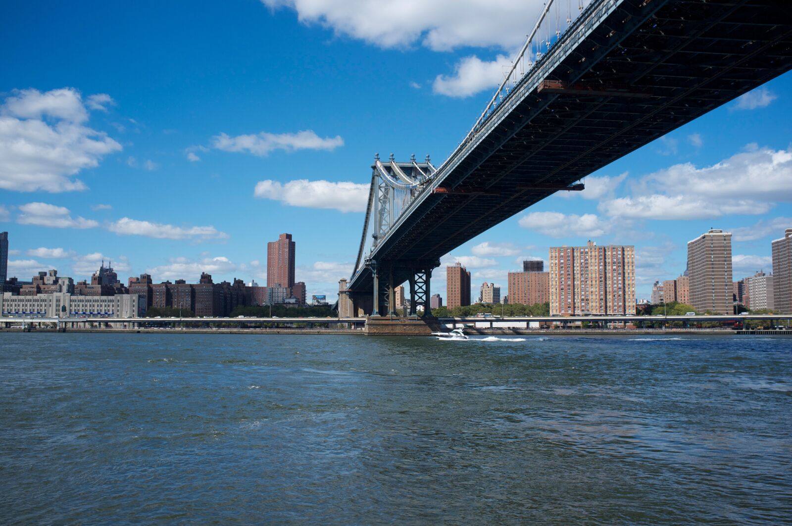 Fujifilm FinePix X100 sample photo. Architecture, bro, city photography