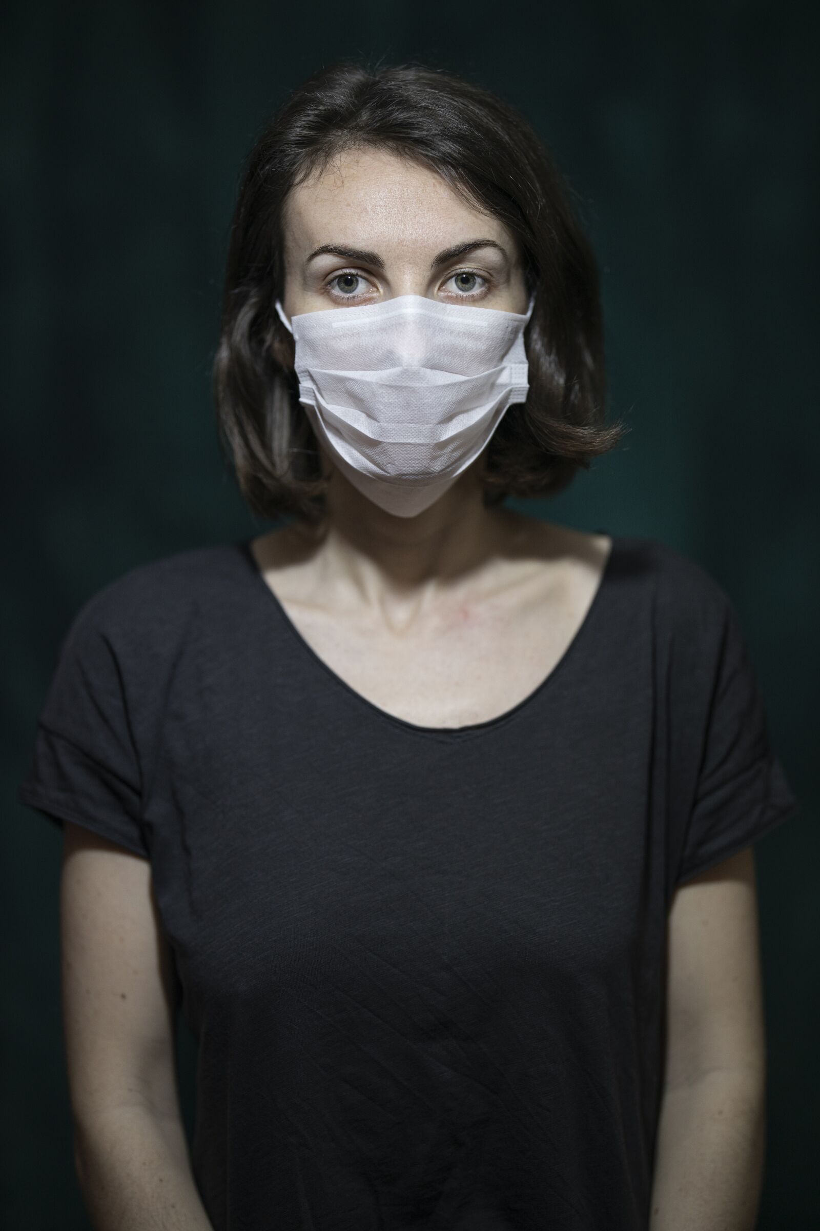 Canon EOS R + Canon RF 85mm F1.2L USM sample photo. Epidemic, disease, coronavirus photography