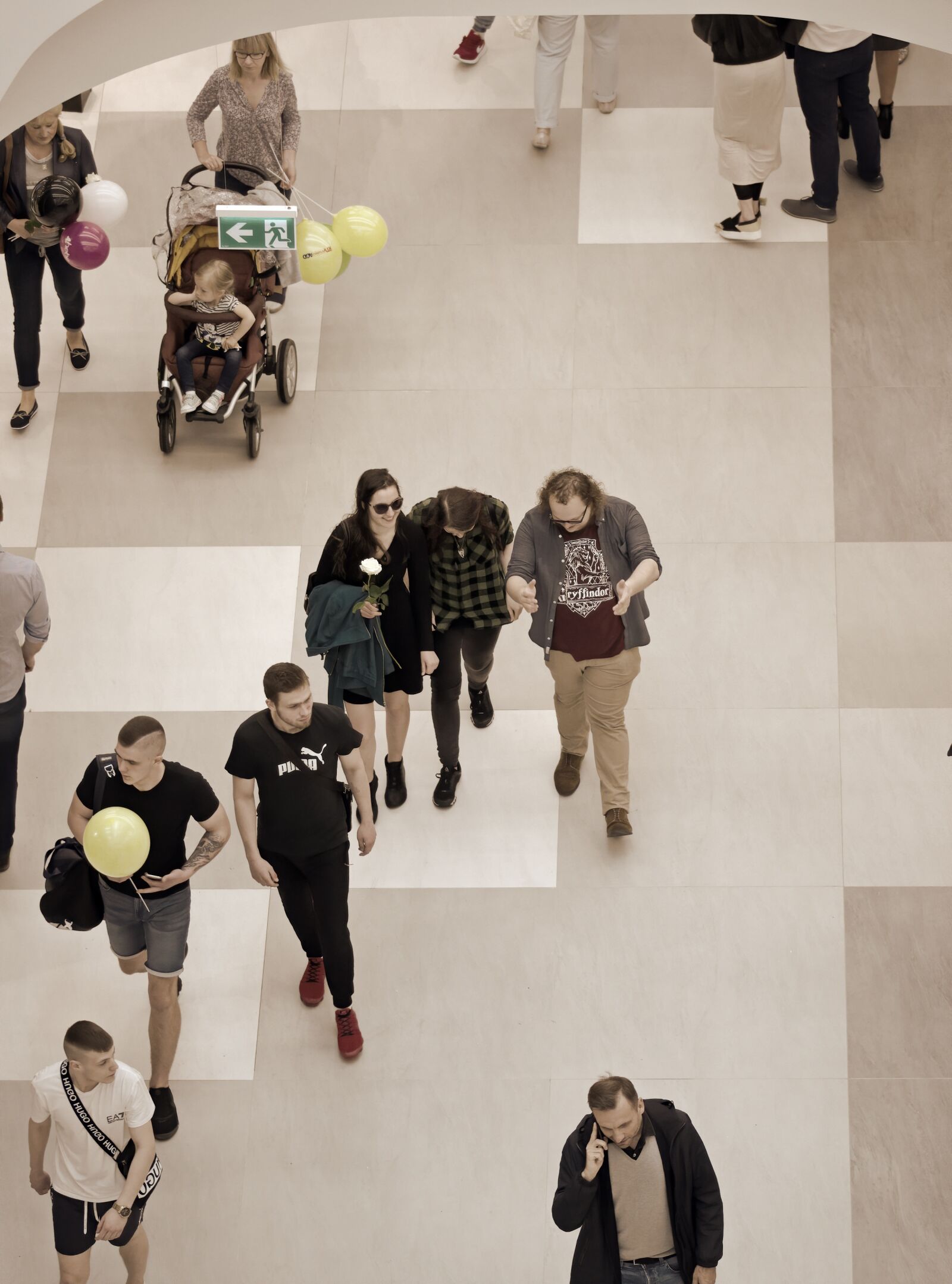 Nikon D5100 sample photo. People, women, men photography