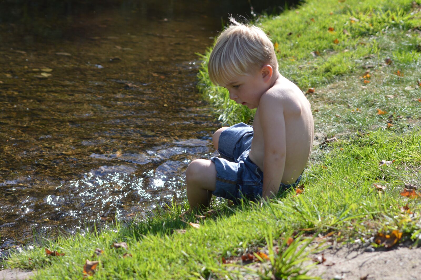 Nikon D3200 sample photo. Boy, river, child photography