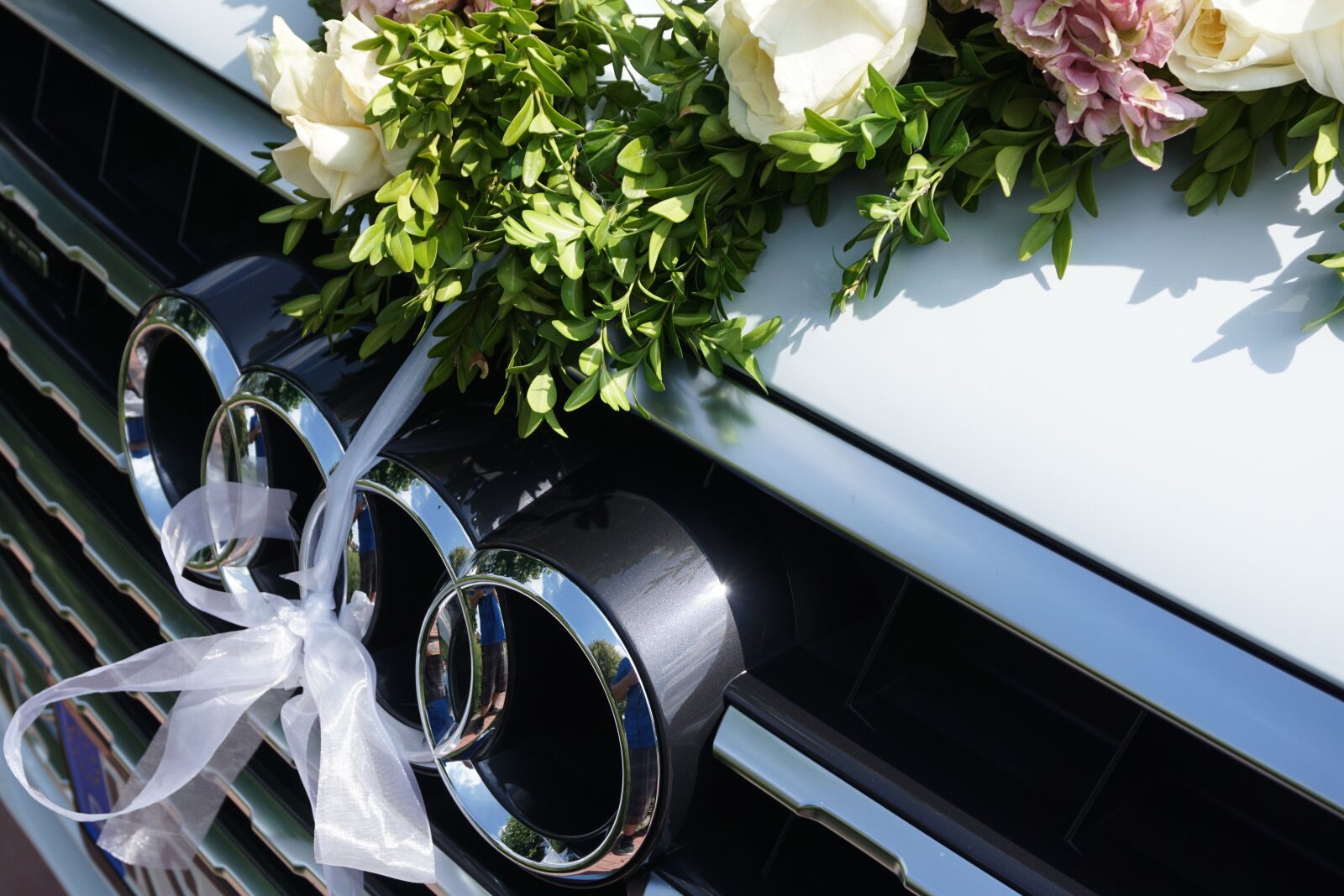 Sony a6000 sample photo. Audi, wedding, gift photography