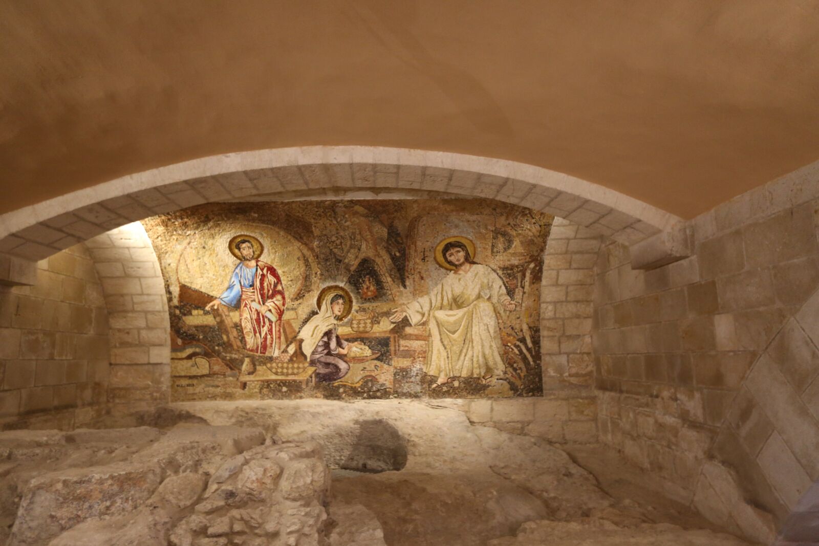 Canon EOS 5D Mark III + Canon EF 16-35mm F2.8L II USM sample photo. Jesus, the holy family photography