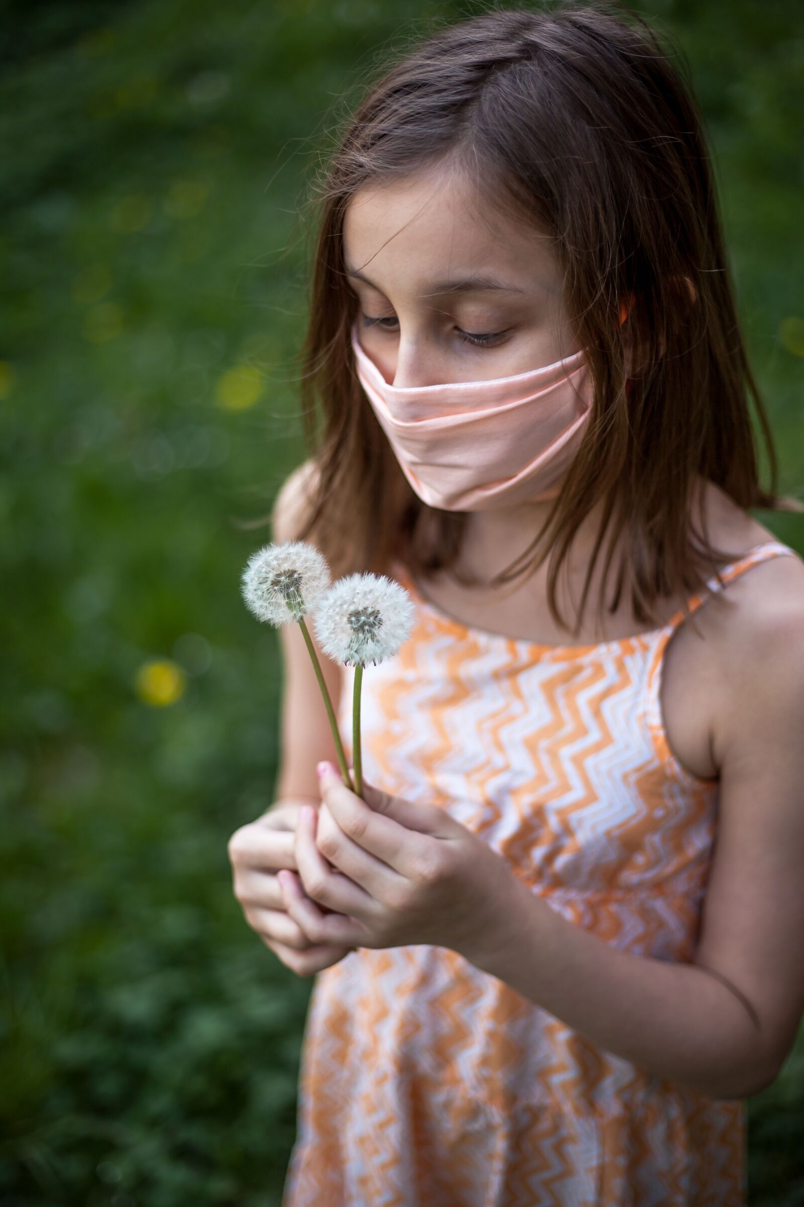 Canon EOS 5D Mark II sample photo. Coronavirus, quarantine, mask photography