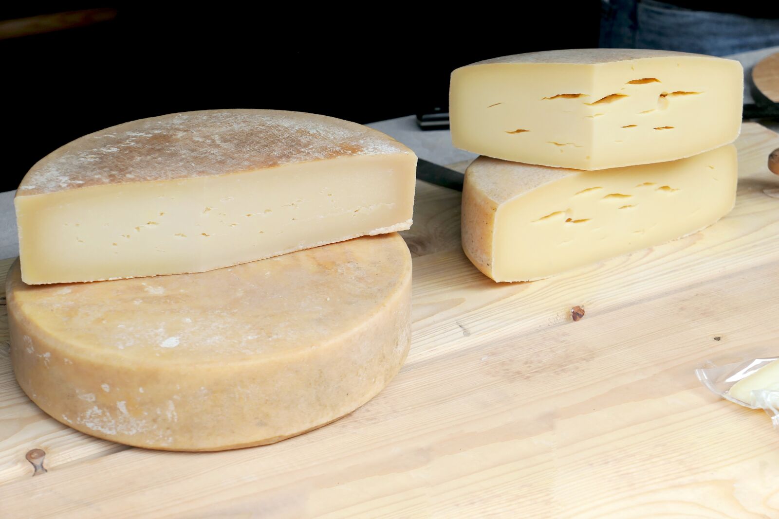 Panasonic Lumix DMC-LX10 (Lumix DMC-LX15) sample photo. Cheese, milk product, cheese photography
