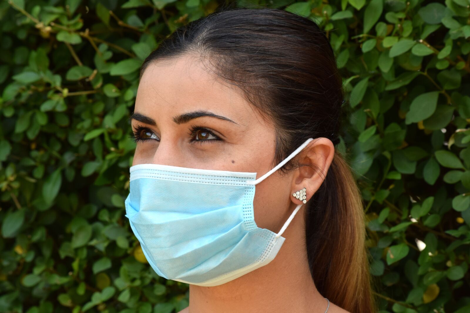 Nikon D5300 sample photo. Protective mask, corona, feline photography