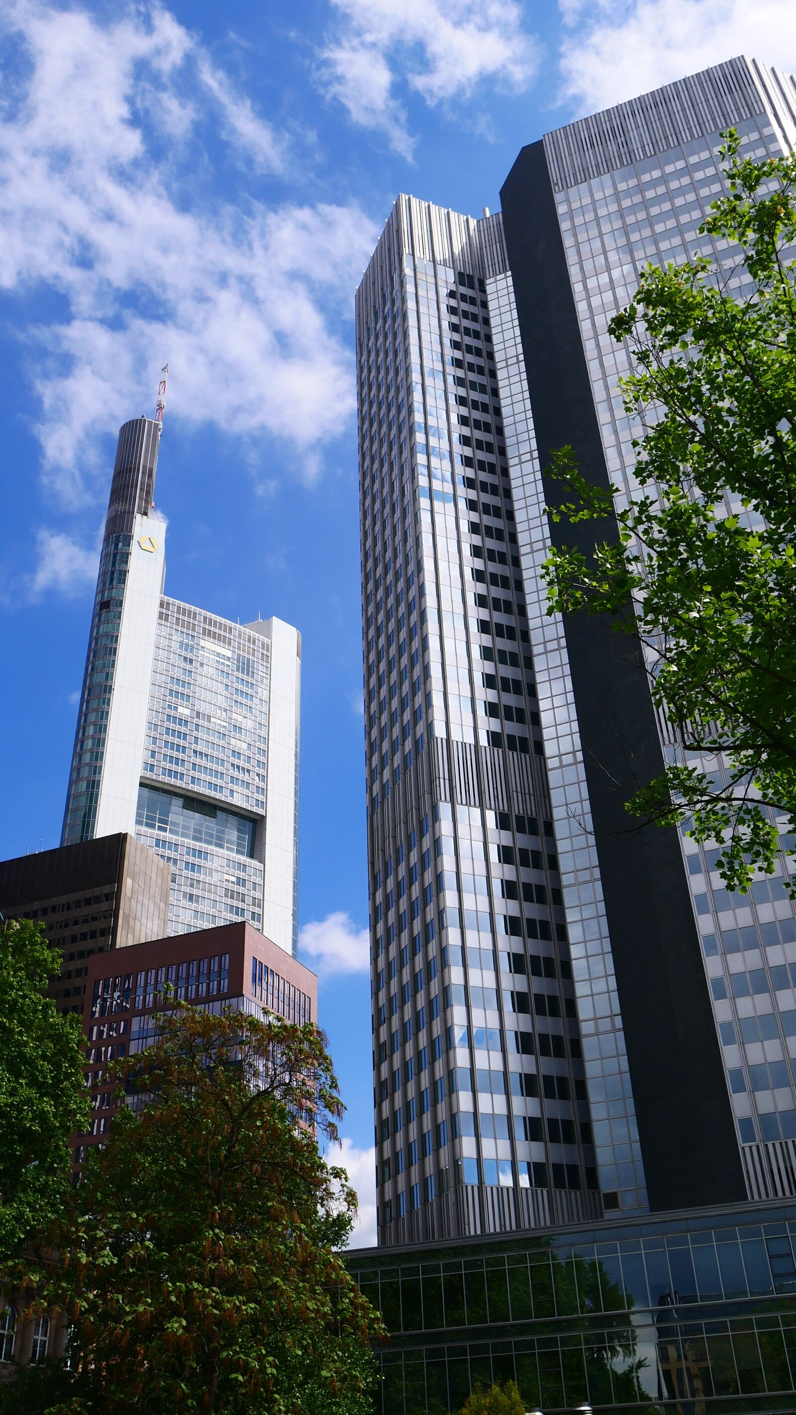 Panasonic DMC-G70 sample photo. Skyscraper, architecture, office photography